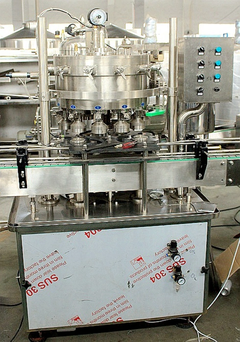 Dcgf Series Carbonated Beverage Water Fully Automatic Liquid Water Filling Capping Sealing Machine