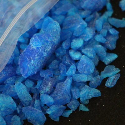 China Herstellerlinie CuSo4.5H2O Blue Crystal Stone Kupfersulfat zu verkaufen